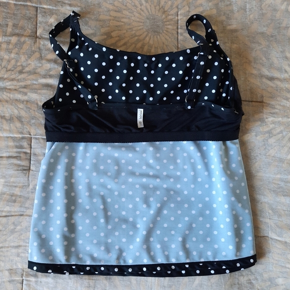 Basic Editions NWT swim top size 14 - Picture 9 of 14